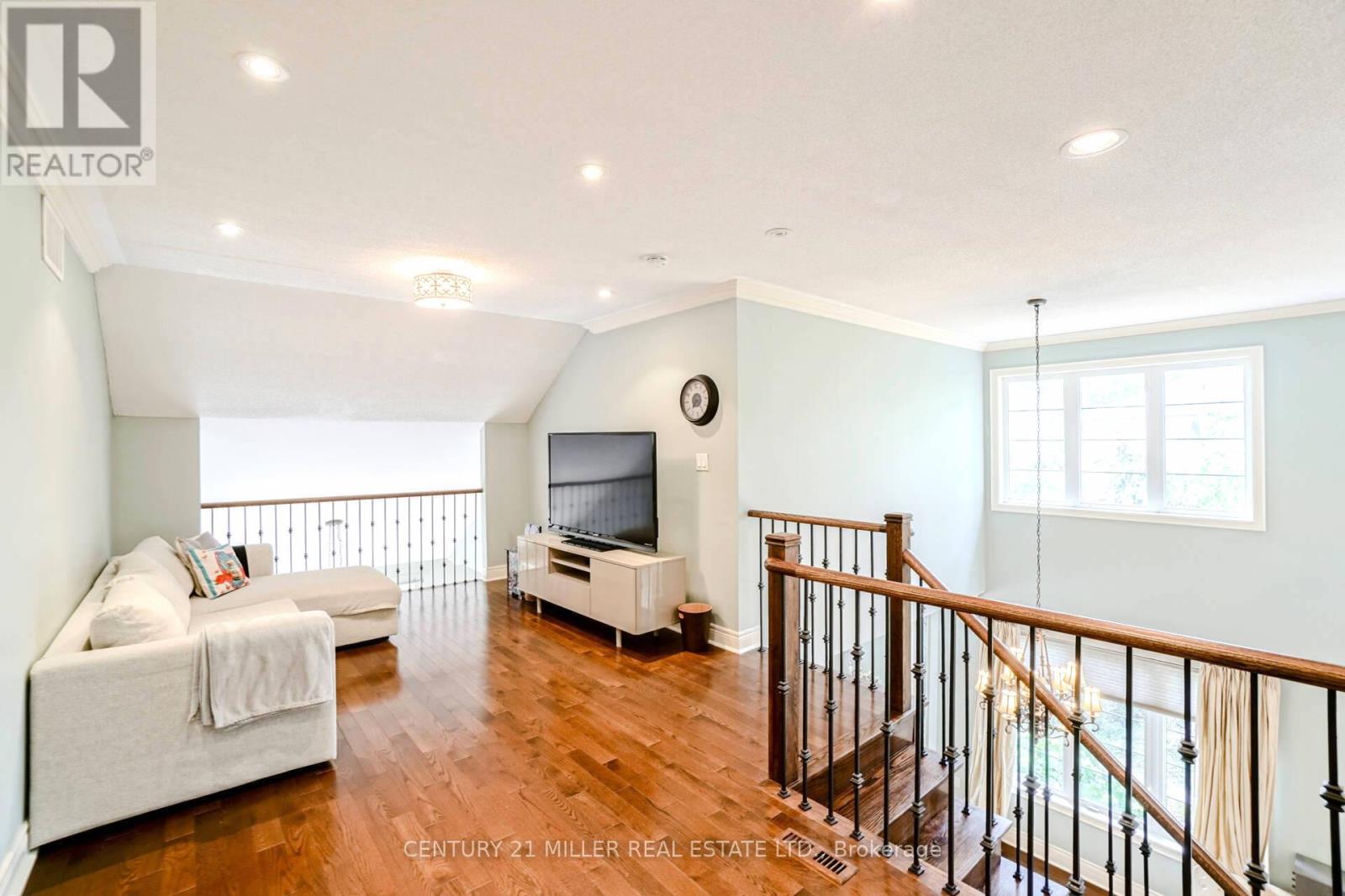 3256 Epworth Crescent, Oakville, Ontario  L6M 0B4 - Photo 19 - W13160896