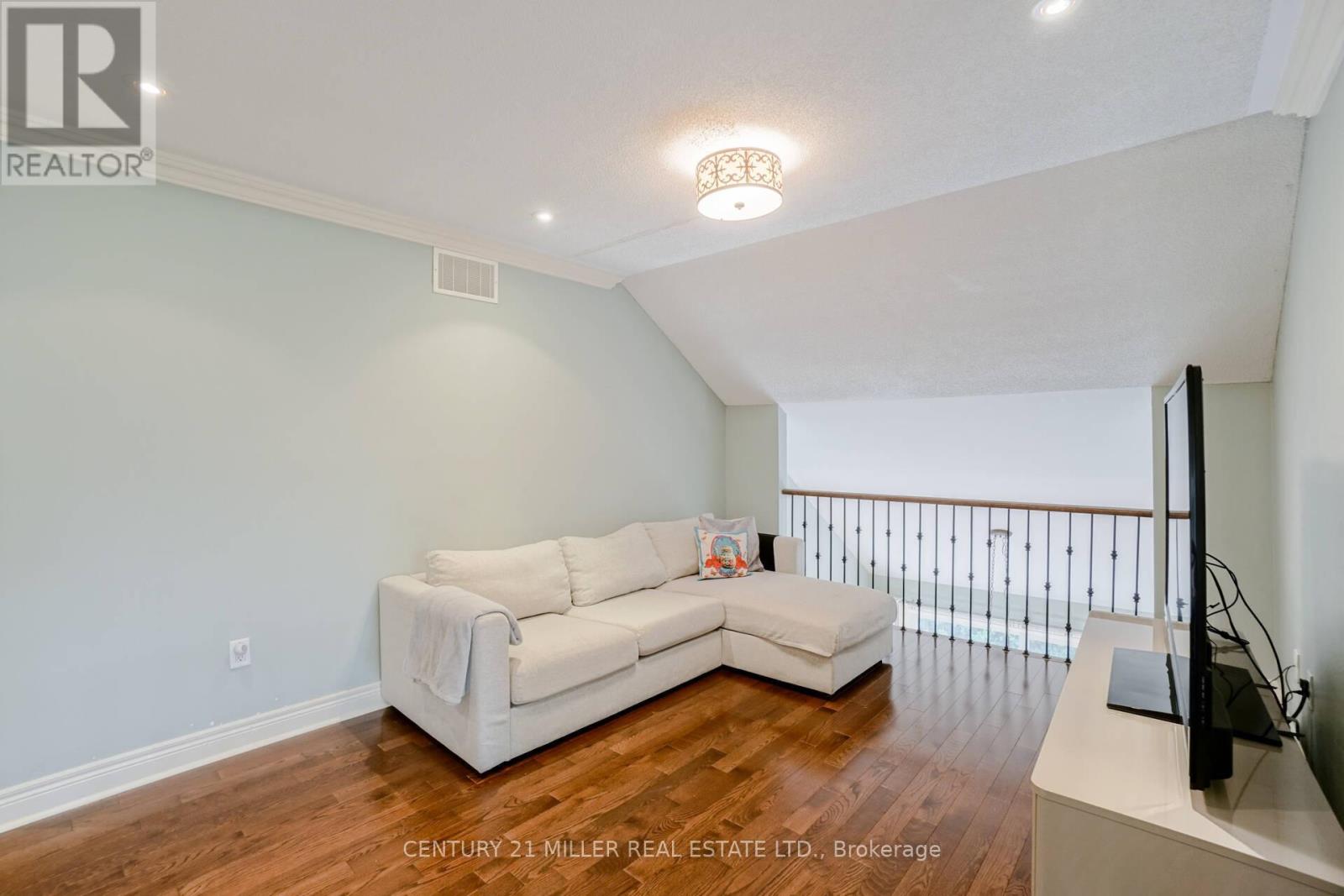 3256 Epworth Crescent, Oakville, Ontario  L6M 0B4 - Photo 20 - W13160896
