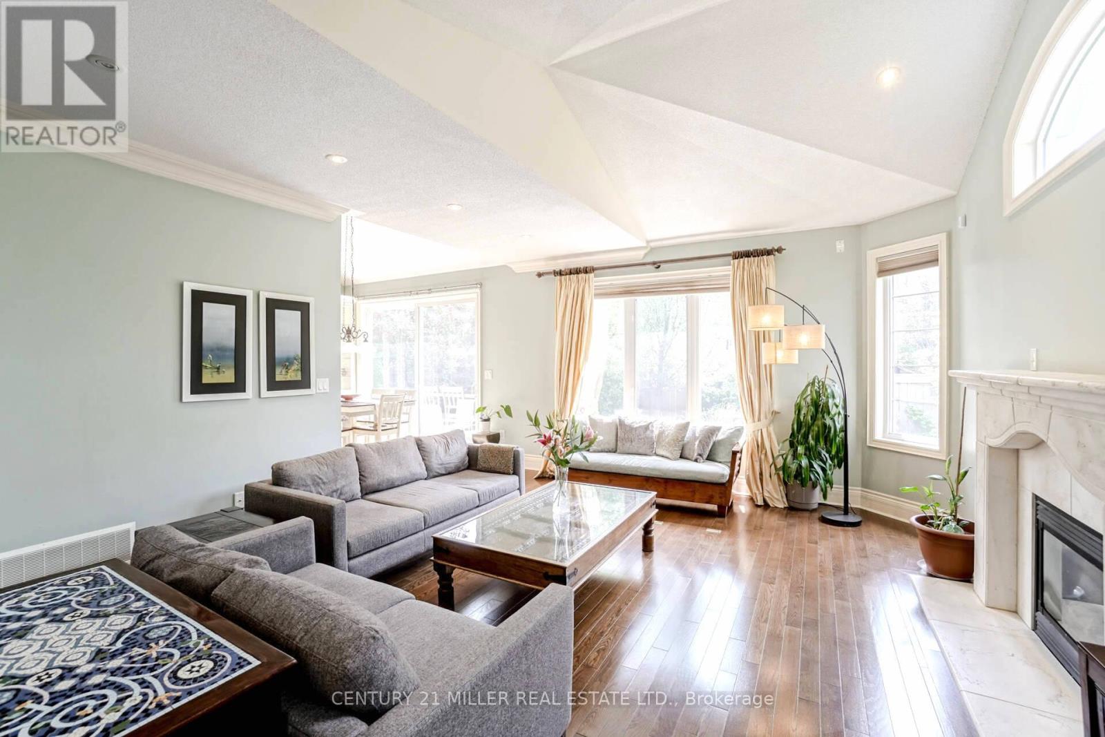 3256 Epworth Crescent, Oakville, Ontario  L6M 0B4 - Photo 6 - W13160896