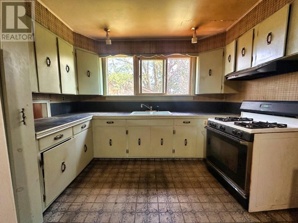 182 Hilldale Road, Thunder Bay, Ontario  P7G 1Y8 - Photo 13 - TB2601138
