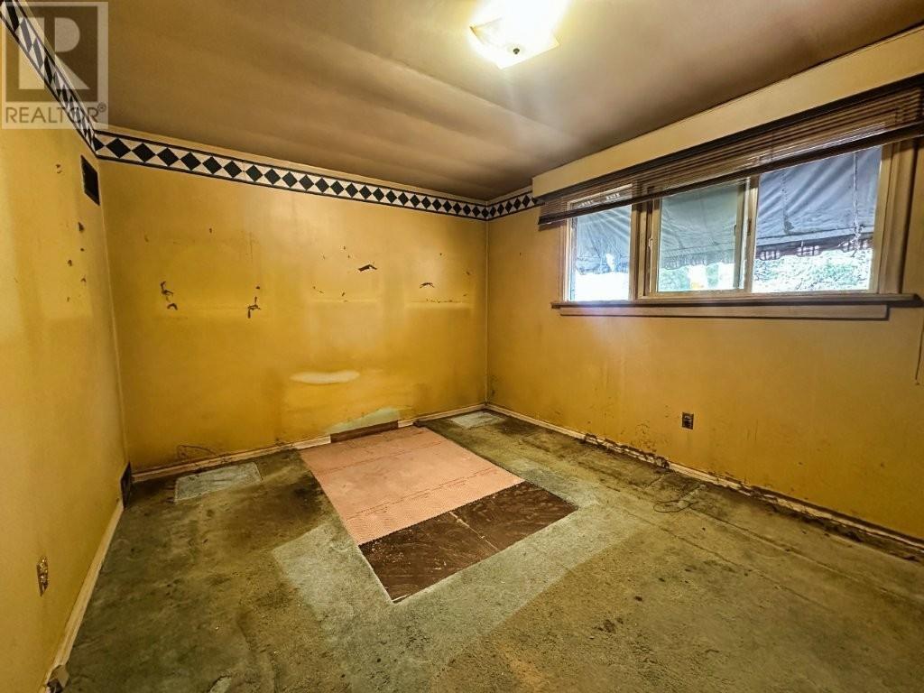 182 Hilldale Road, Thunder Bay, Ontario  P7G 1Y8 - Photo 17 - TB2601138