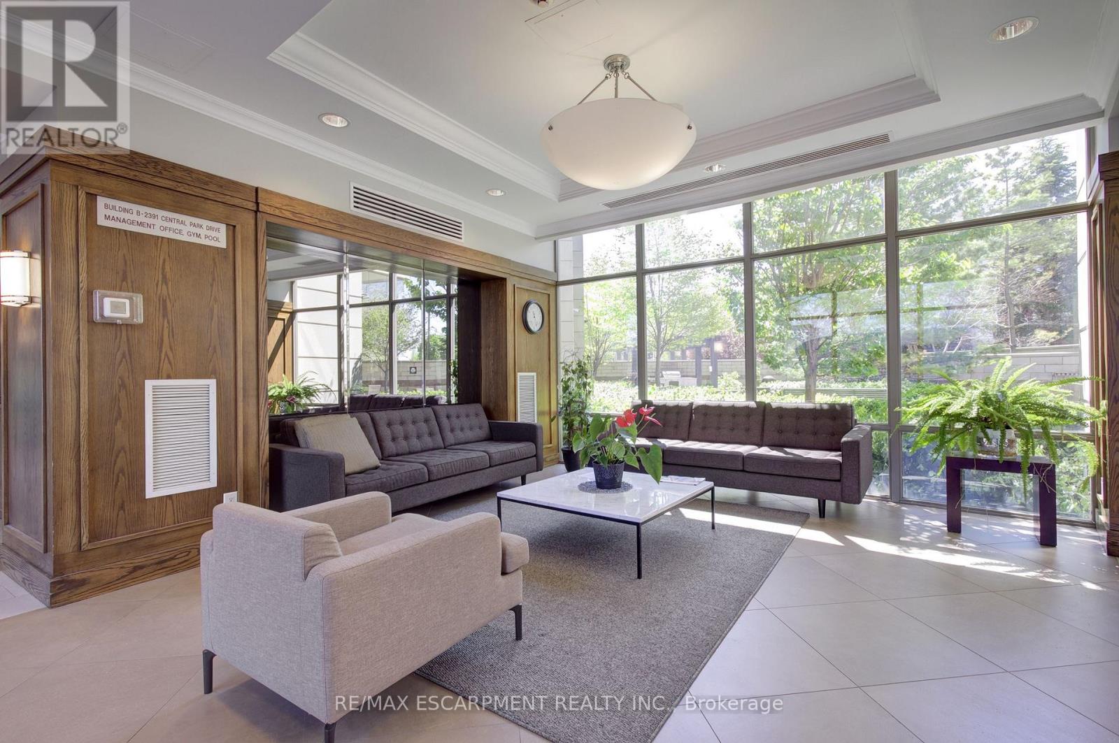 603 - 2379 Central Park Drive, Oakville, Ontario  L6H 0E3 - Photo 4 - W13160932