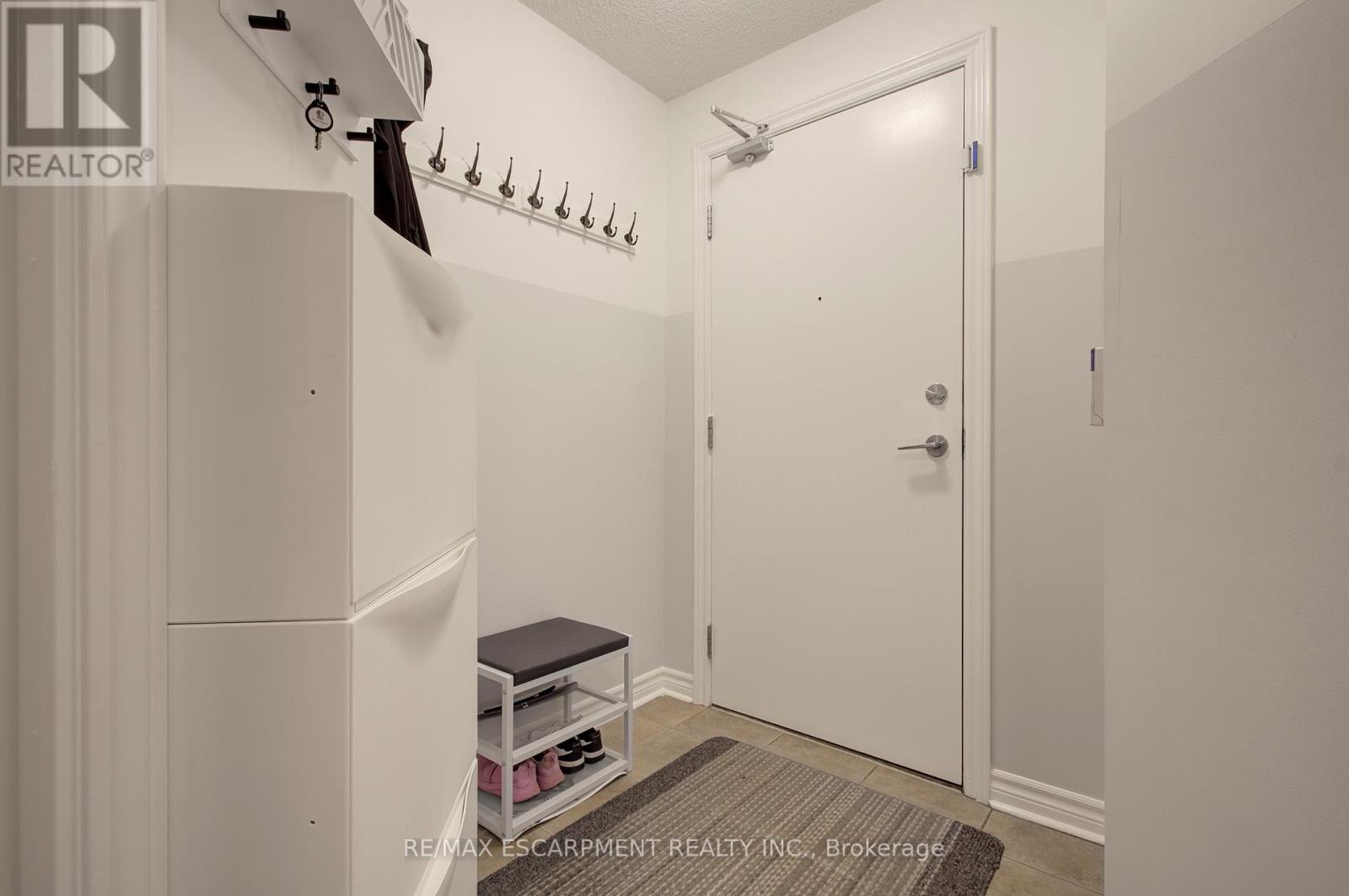 603 - 2379 Central Park Drive, Oakville, Ontario  L6H 0E3 - Photo 6 - W13160932