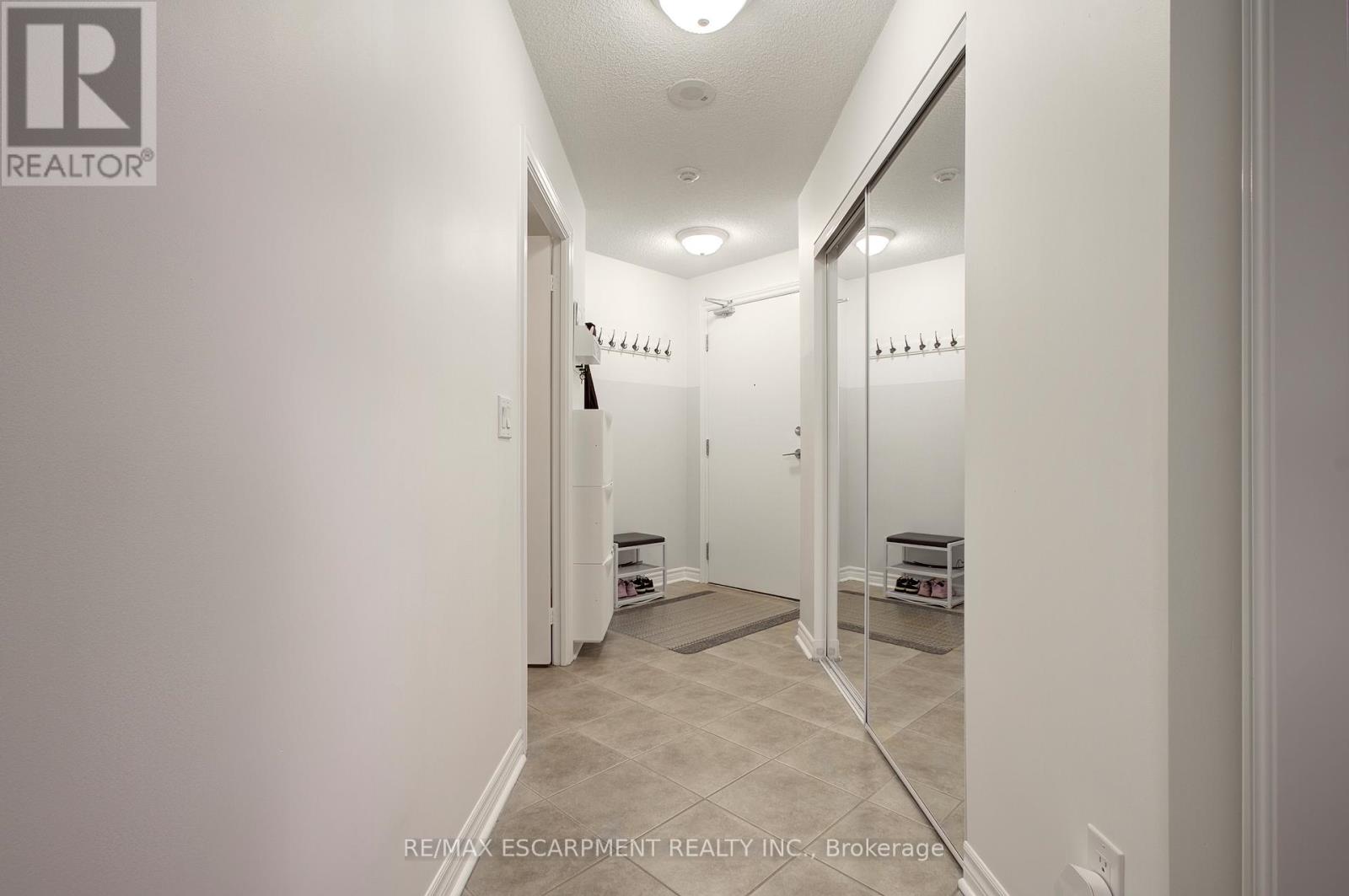 603 - 2379 Central Park Drive, Oakville, Ontario  L6H 0E3 - Photo 7 - W13160932