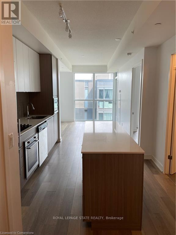 D412 - 5220 Dundas Street, Burlington, Ontario  L7R 3X4 - Photo 2 - W13160938