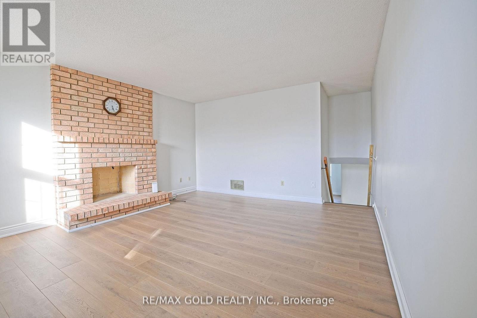 211 Wexford Road, Brampton, Ontario  L6Z 2R2 - Photo 18 - W13160950