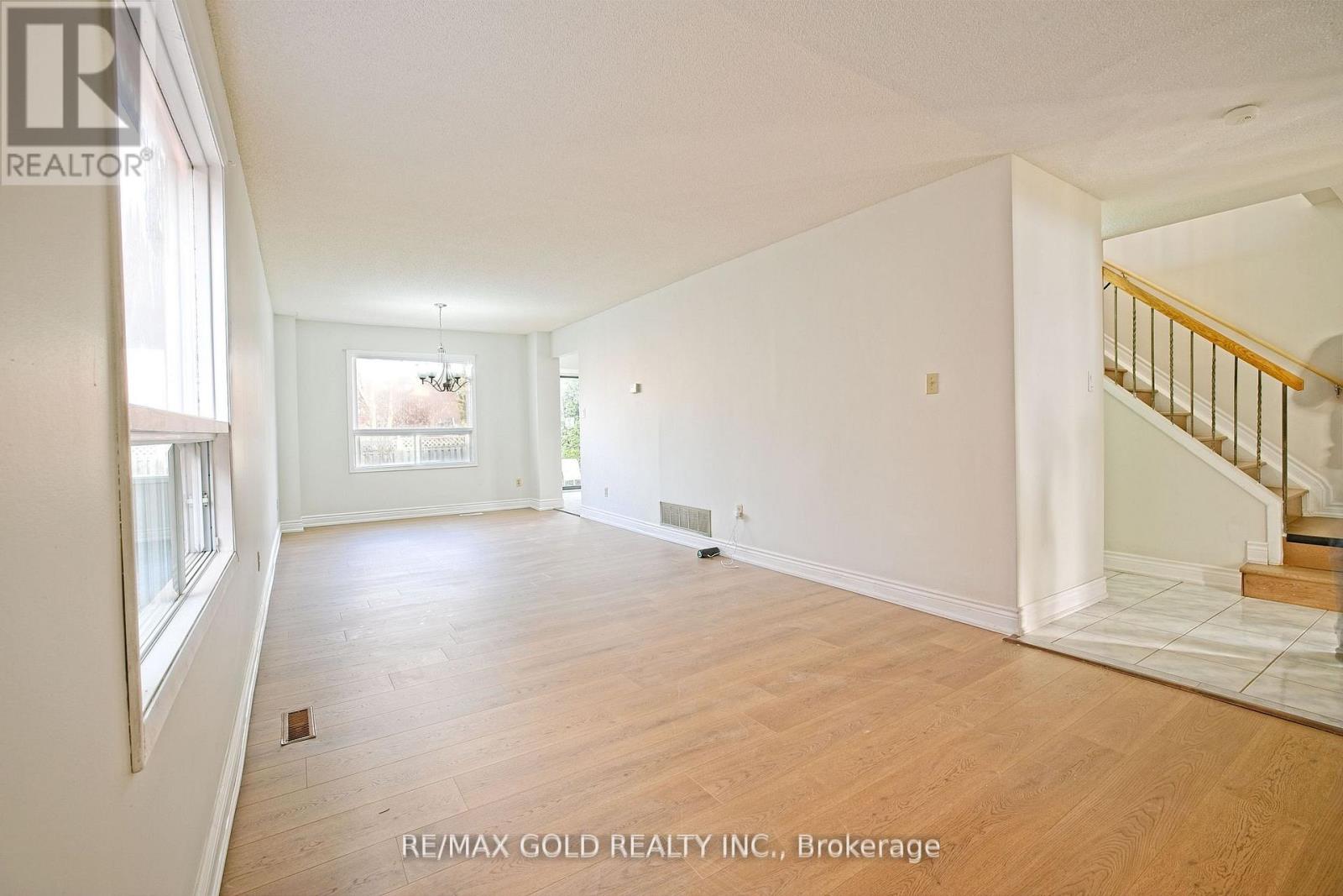 211 Wexford Road, Brampton, Ontario  L6Z 2R2 - Photo 21 - W13160950