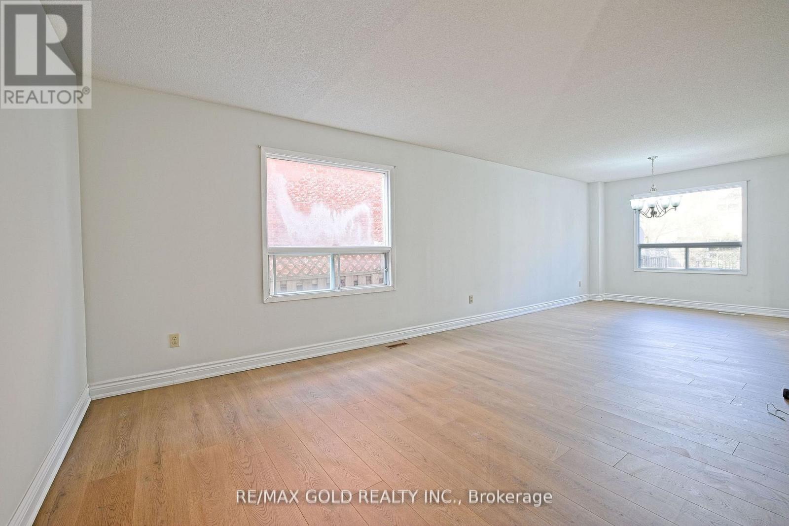 211 Wexford Road, Brampton, Ontario  L6Z 2R2 - Photo 24 - W13160950