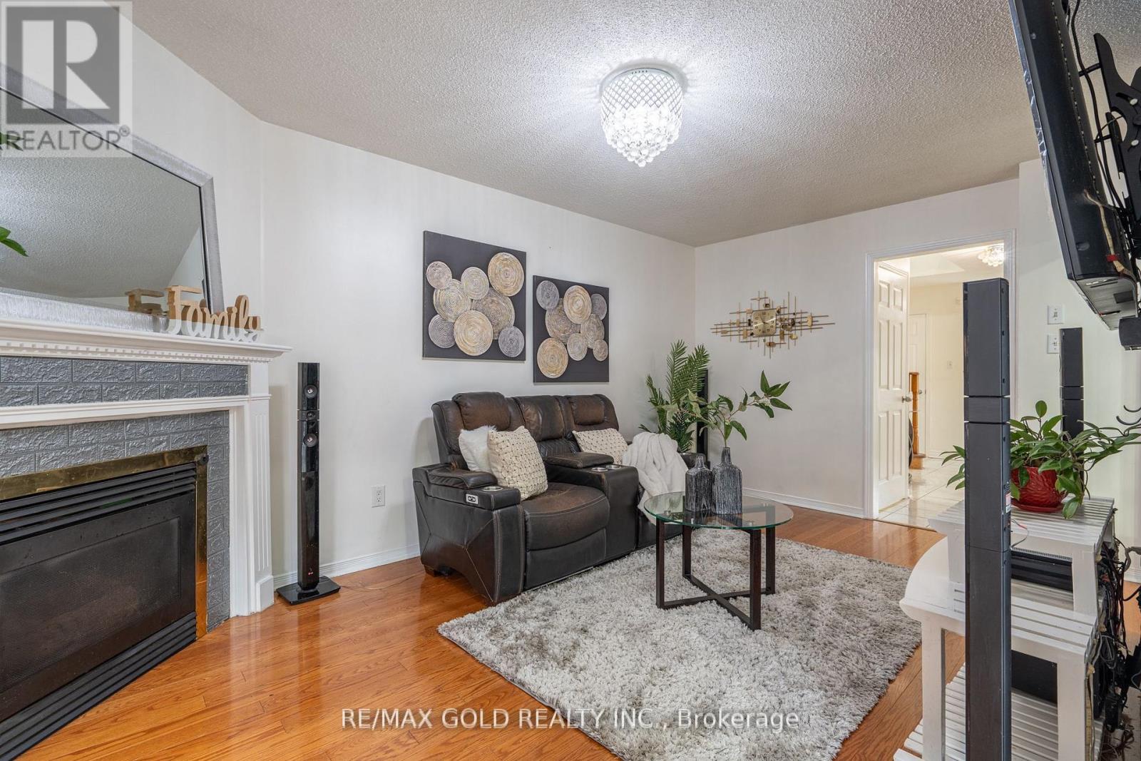172 Desert Sand Drive, Brampton, Ontario  L6R 1P8 - Photo 17 - W13160974
