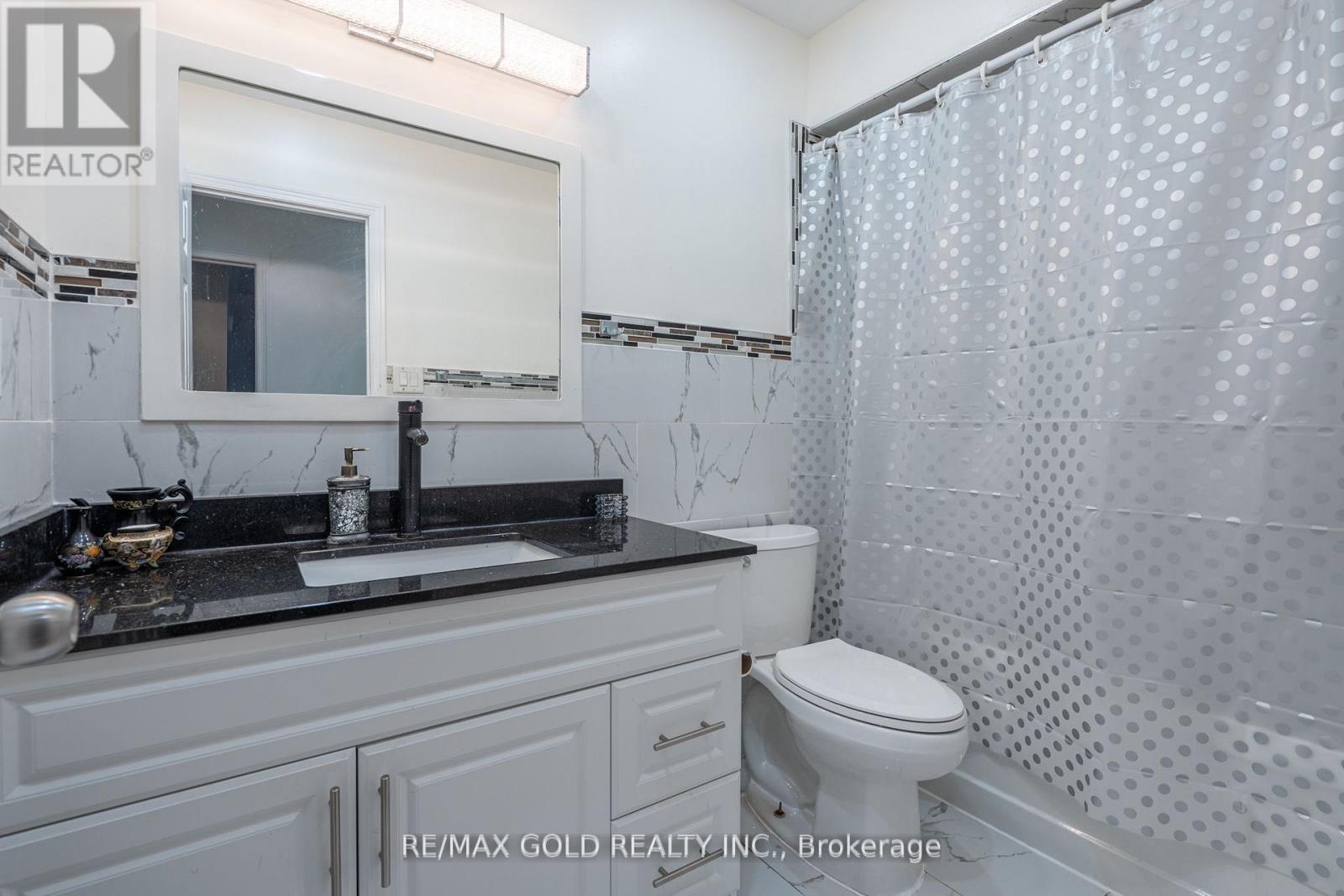 172 Desert Sand Drive, Brampton, Ontario  L6R 1P8 - Photo 34 - W13160974