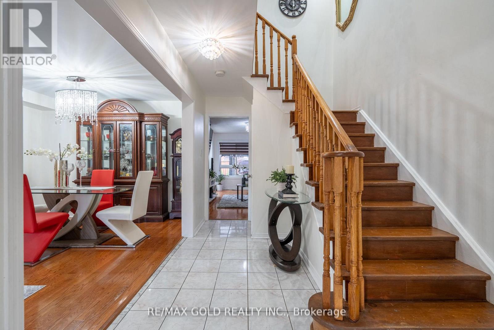 172 Desert Sand Drive, Brampton, Ontario  L6R 1P8 - Photo 9 - W13160974