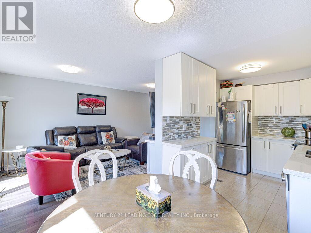56 - 1552 Lancaster Drive, Oakville, Ontario  L6H 2Z4 - Photo 13 - W13160992