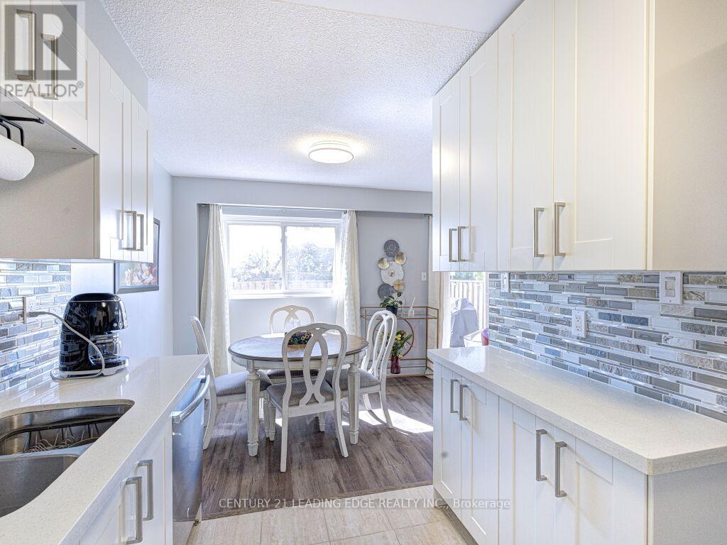 56 - 1552 Lancaster Drive, Oakville, Ontario  L6H 2Z4 - Photo 16 - W13160992