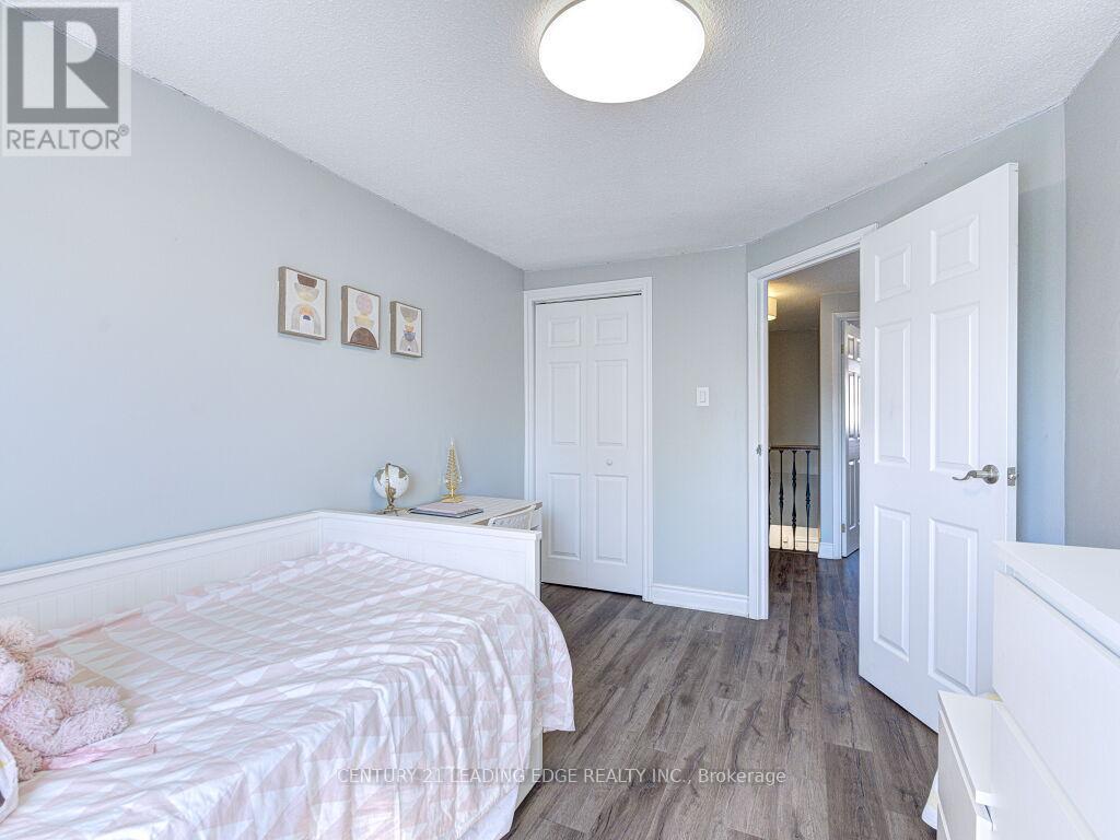 56 - 1552 Lancaster Drive, Oakville, Ontario  L6H 2Z4 - Photo 25 - W13160992