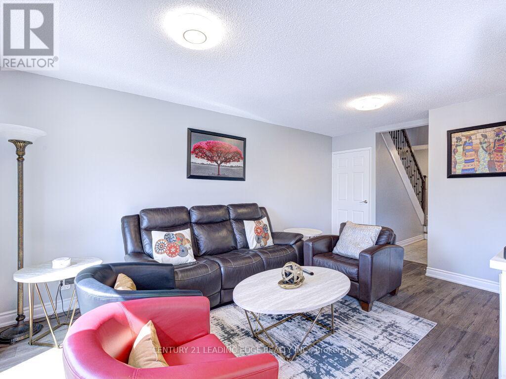 56 - 1552 Lancaster Drive, Oakville, Ontario  L6H 2Z4 - Photo 8 - W13160992