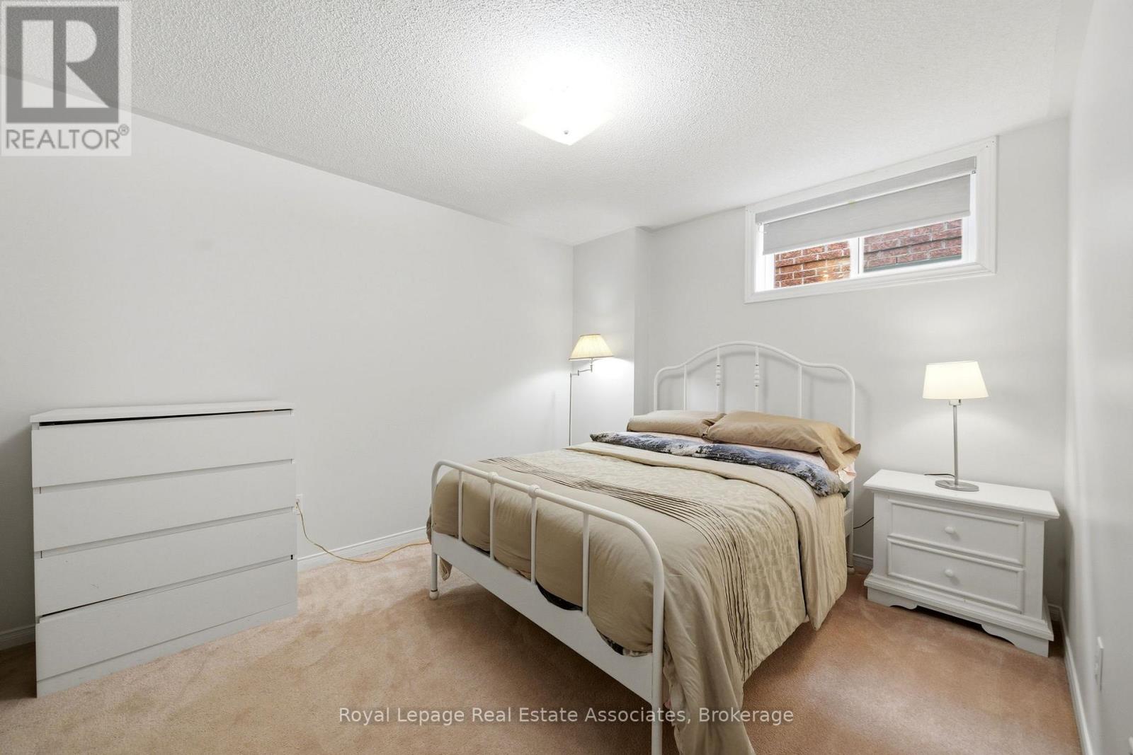 52 Royal Orchard Drive, Brampton, Ontario  L6X 4M4 - Photo 24 - W13161028