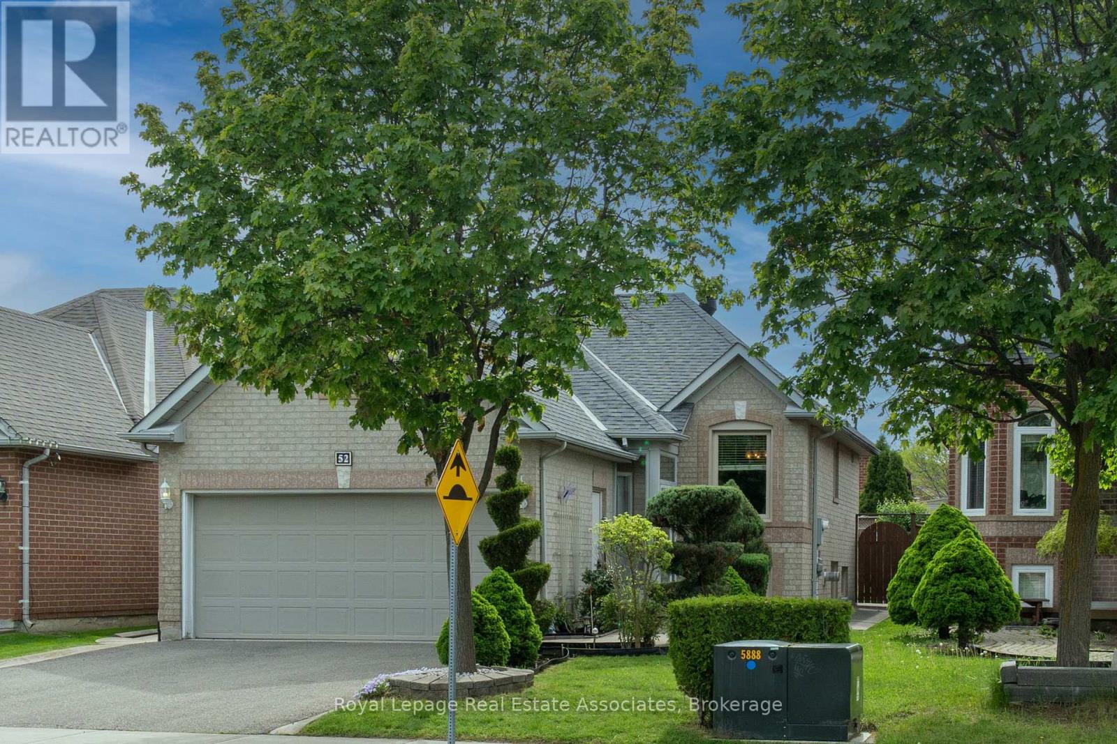 52 Royal Orchard Drive, Brampton, Ontario  L6X 4M4 - Photo 36 - W13161028