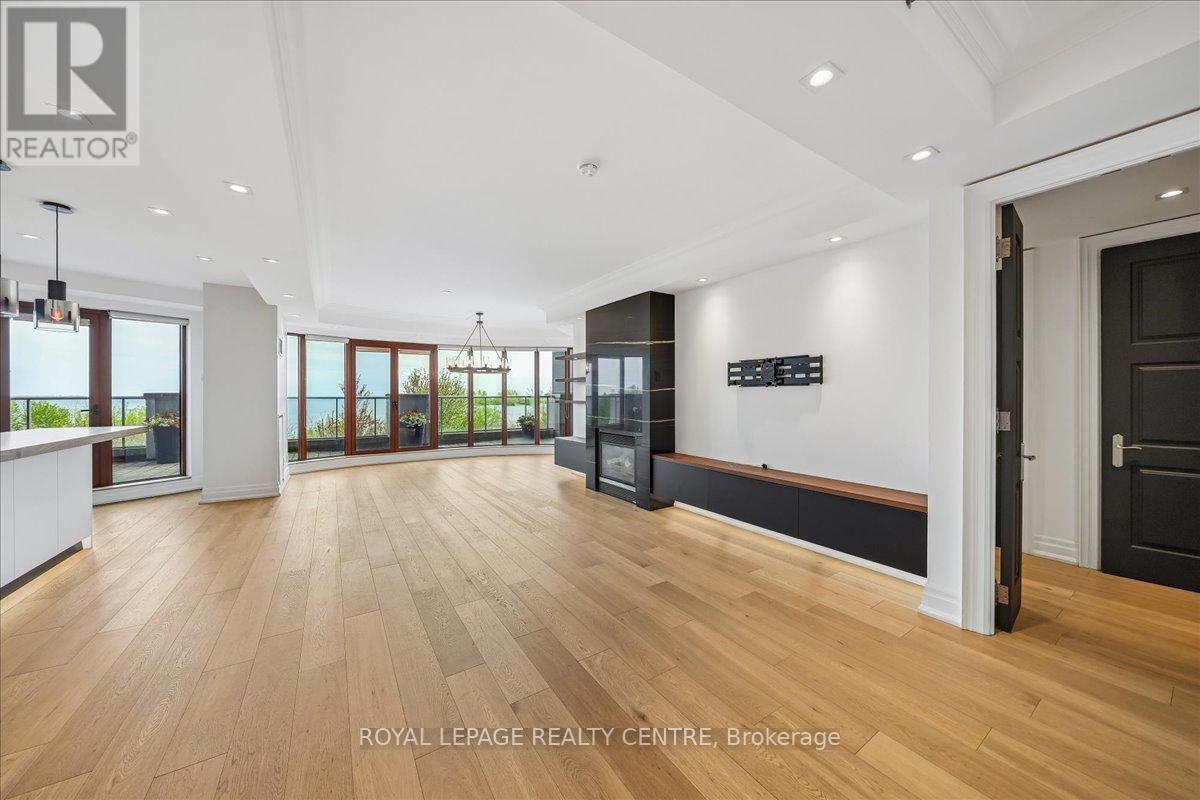 318 - 2095 Lake Shore Boulevard W, Toronto, Ontario  M8V 4G4 - Photo 5 - W13161038