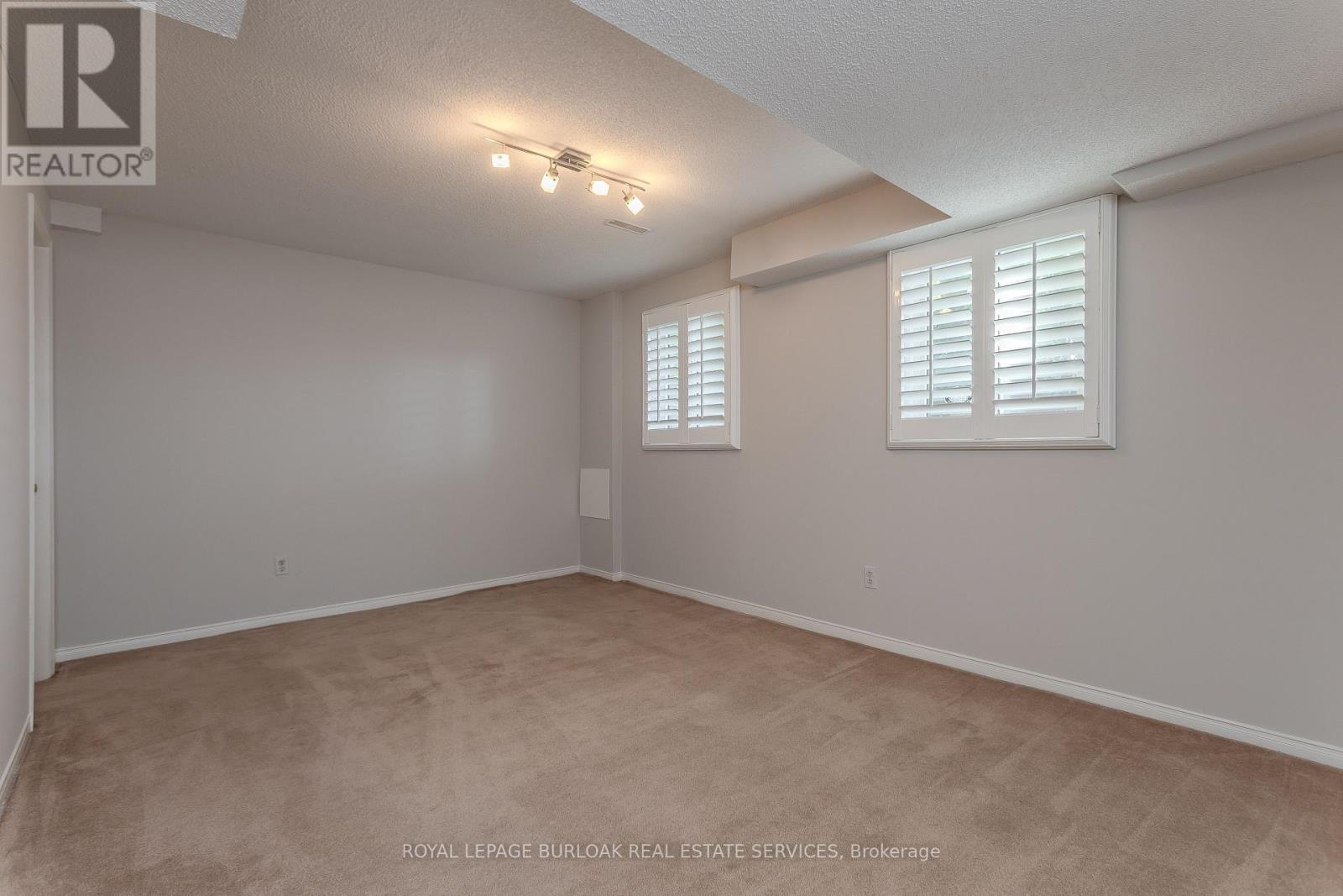 10 - 2155 Duncaster Drive, Burlington, Ontario  L7P 4R4 - Photo 19 - W13161048