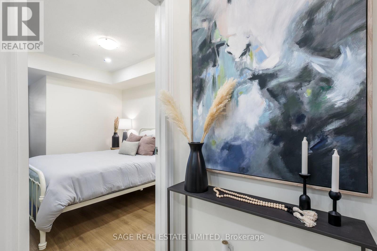 5 - 90 Eastwood Park Gardens, Toronto, Ontario  M8W 0B2 - Photo 15 - W13161068
