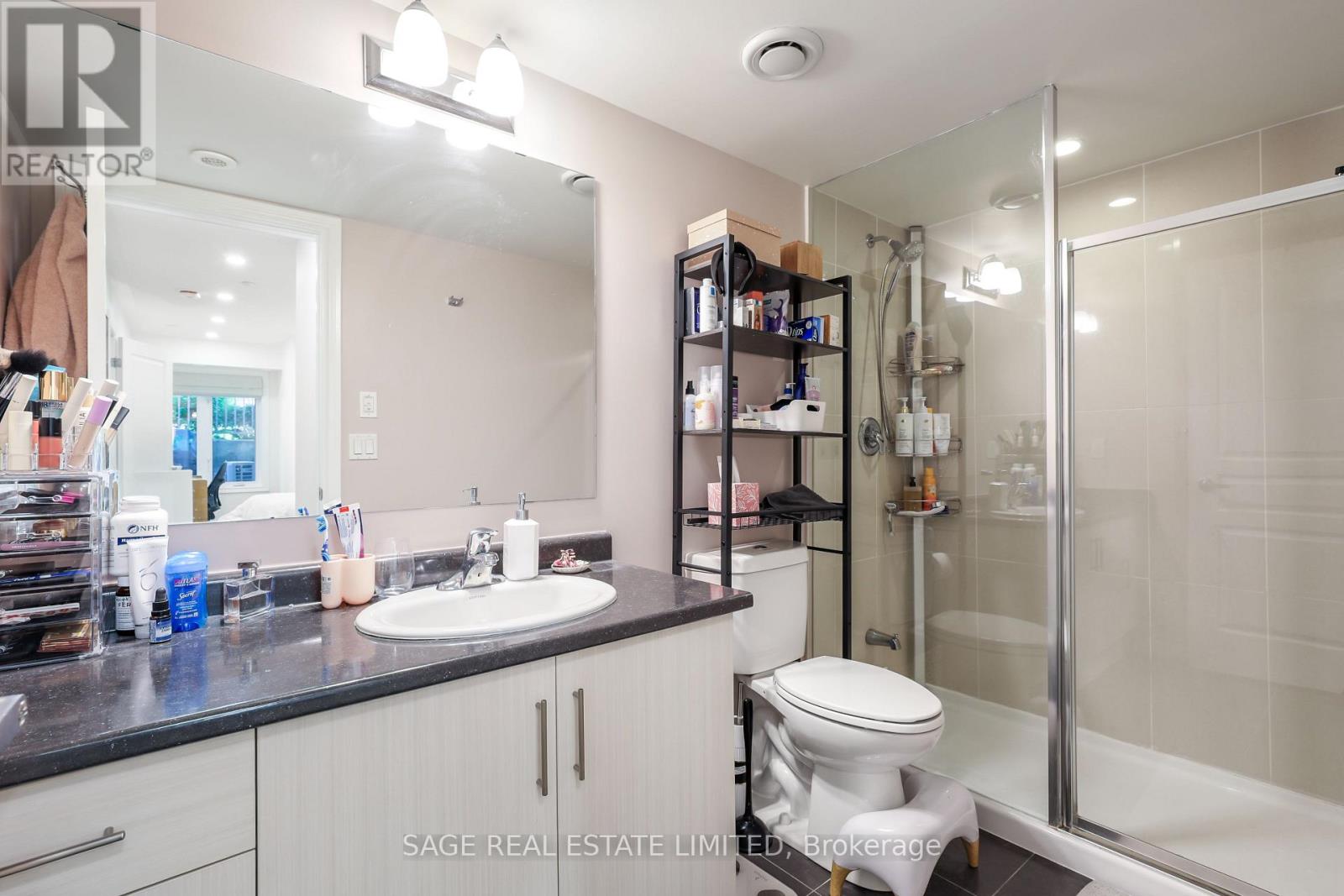 5 - 90 Eastwood Park Gardens, Toronto, Ontario  M8W 0B2 - Photo 23 - W13161068