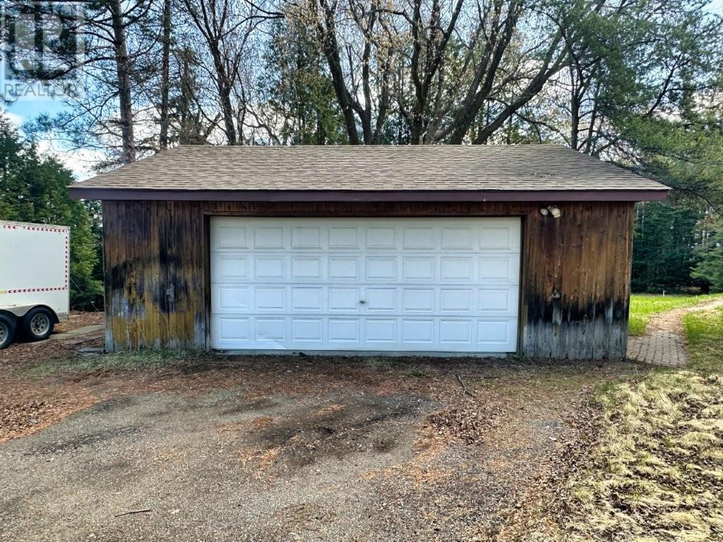 182 Hilldale Road, Thunder Bay, Ontario  P7G 1Y8 - Photo 42 - TB2601138