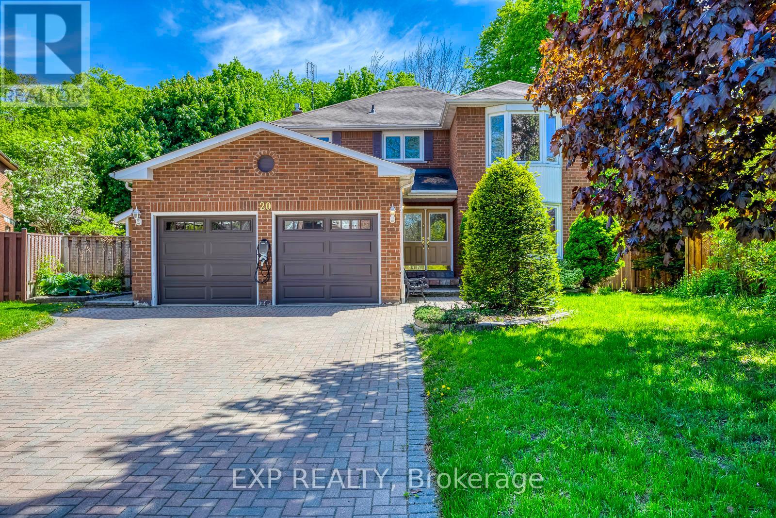 20 London Lane, Brampton, Ontario  L6S 5V5 - Photo 2 - W13161114