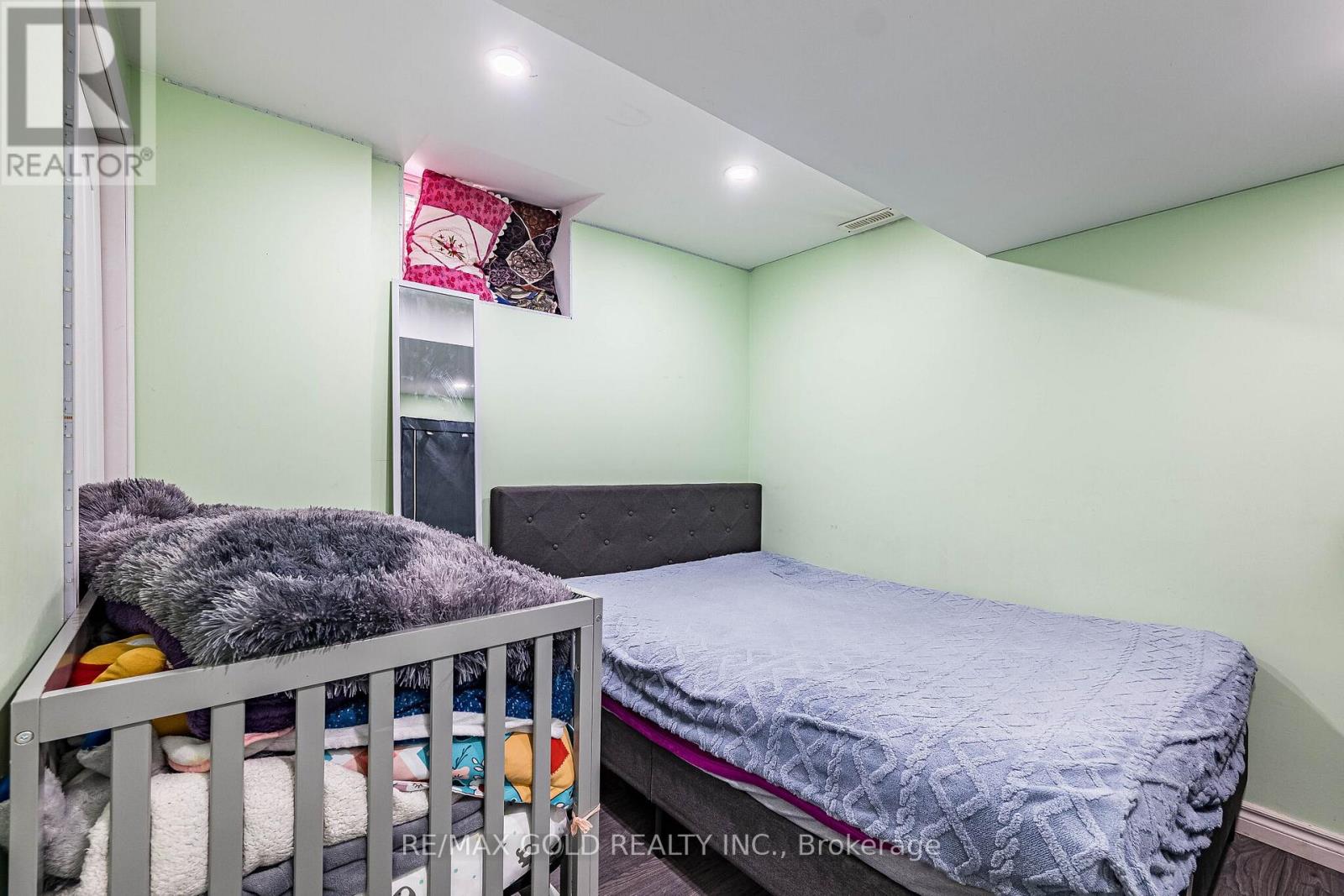 7 Roadmaster Lane, Brampton, Ontario  L7A 3A9 - Photo 31 - W13161120