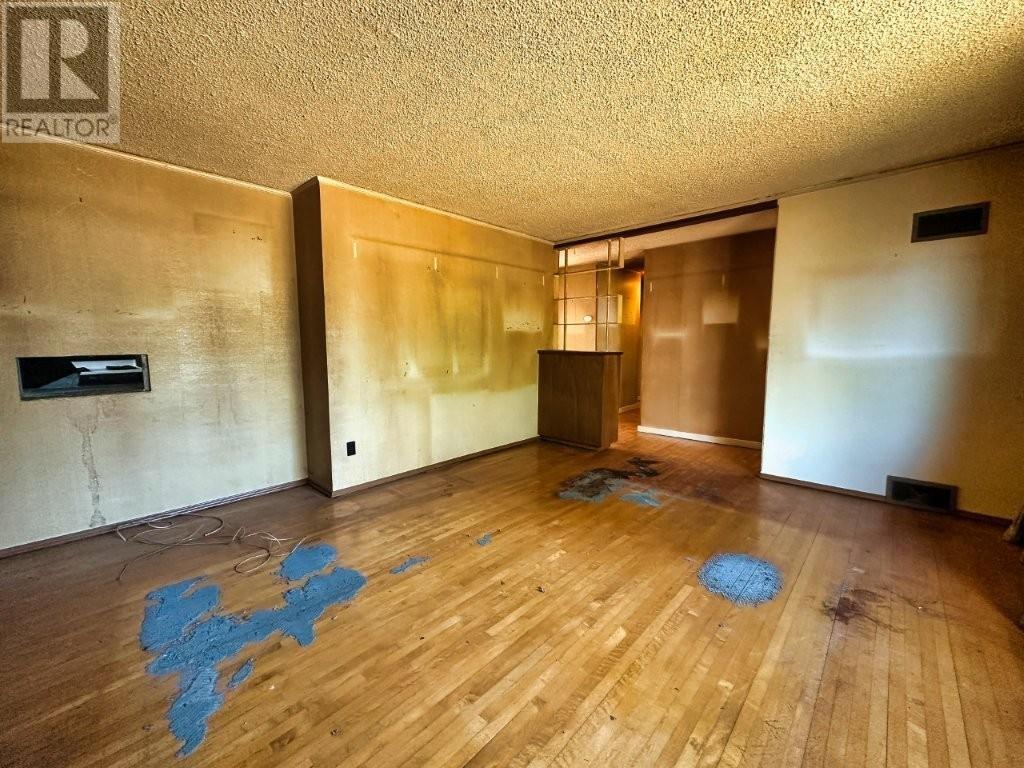 182 Hilldale Road, Thunder Bay, Ontario  P7G 1Y8 - Photo 8 - TB2601138