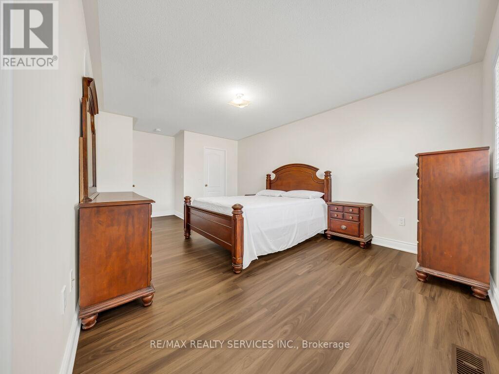 15 Lockburn Crescent, Brampton, Ontario  L7A 3W7 - Photo 20 - W13161192