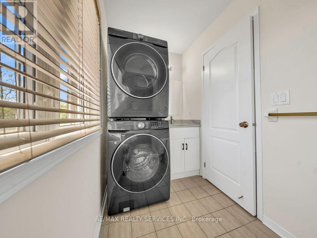 15 Lockburn Crescent, Brampton, Ontario  L7A 3W7 - Photo 28 - W13161192