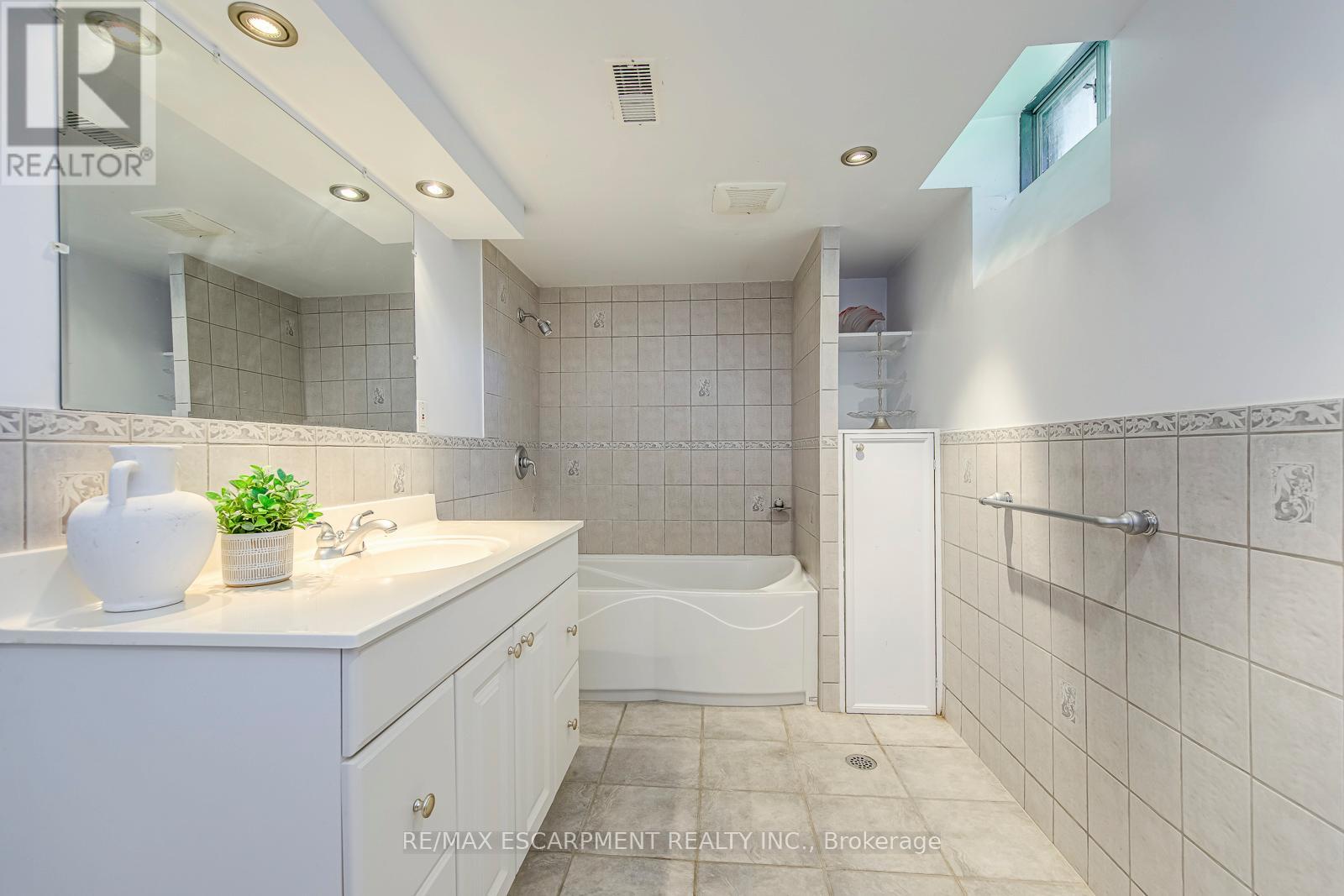 5875 Fieldon Road, Mississauga, Ontario  L5M 5K5 - Photo 42 - W13161252