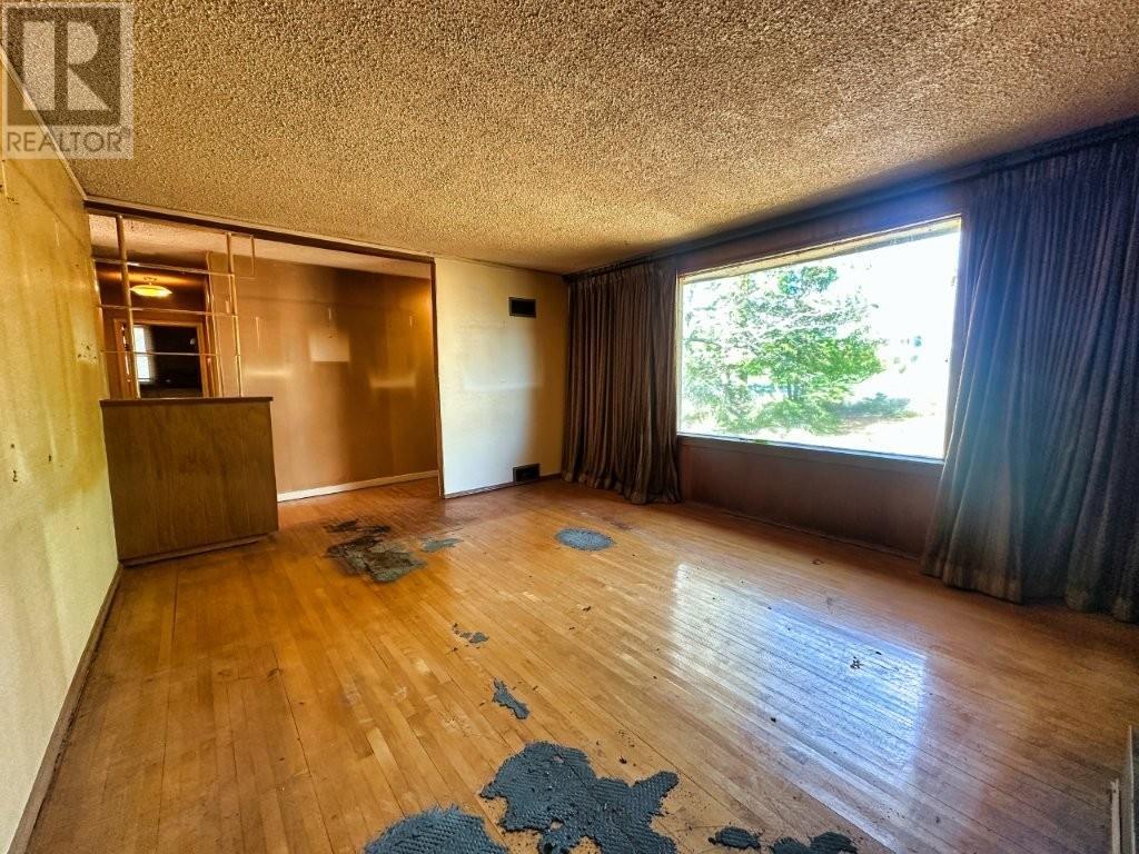182 Hilldale Road, Thunder Bay, Ontario  P7G 1Y8 - Photo 7 - TB2601138