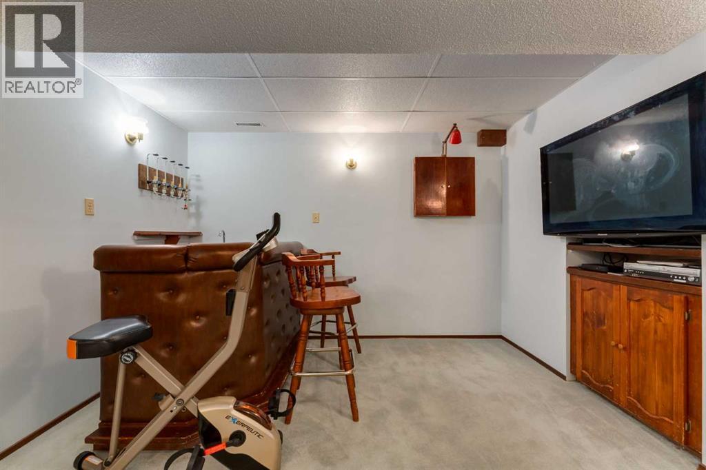 2724 Palliser Drive SW, Calgary, Alberta  T2V 4G2 - Photo 33 - A2312870