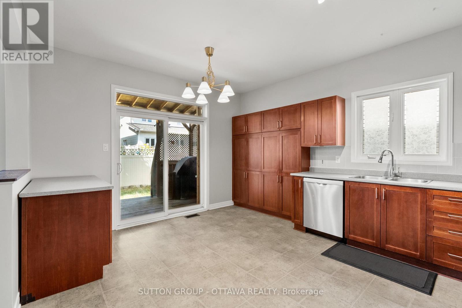 236 Colbert Crescent, Ottawa, Ontario  K1V 2C5 - Photo 16 - X13161464