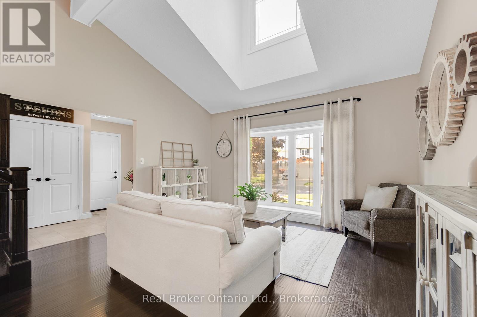 206 Athenia Drive, Hamilton, Ontario  L8J 1V8 - Photo 10 - X13161300