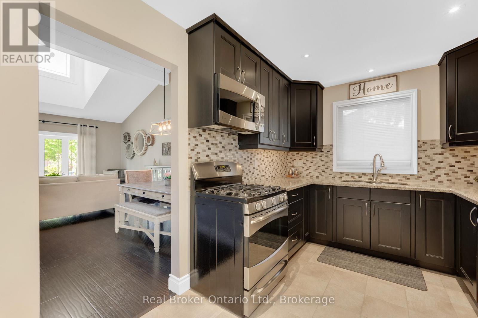 206 Athenia Drive, Hamilton, Ontario  L8J 1V8 - Photo 15 - X13161300