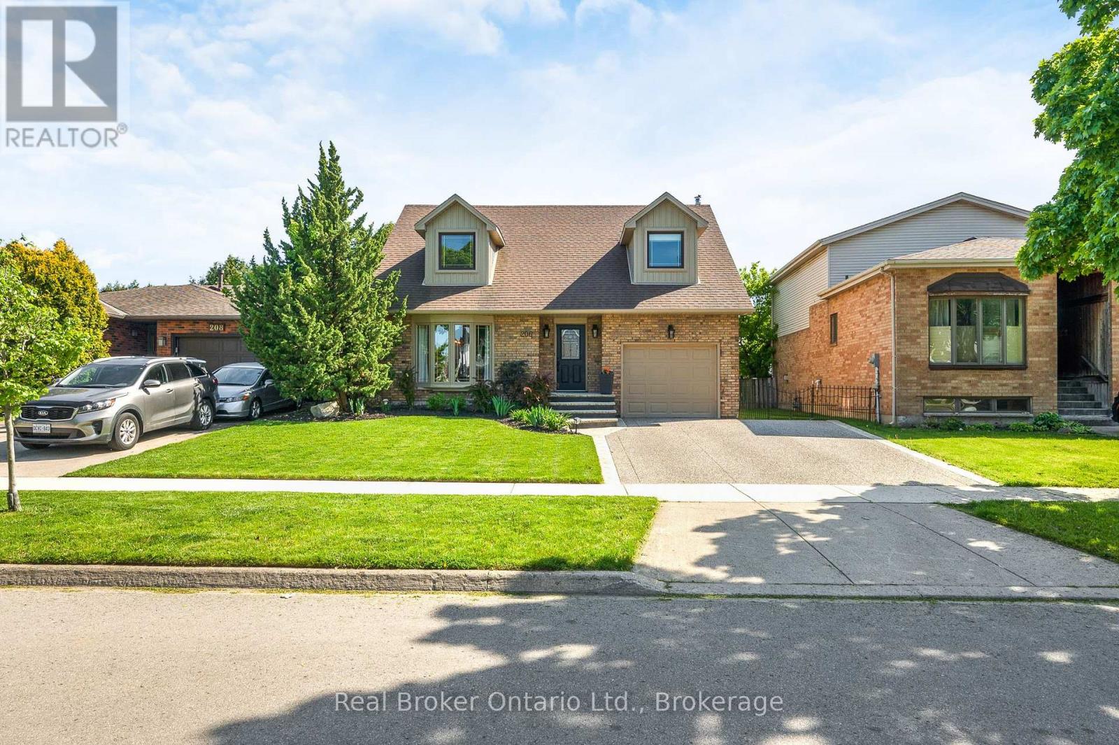 206 Athenia Drive, Hamilton, Ontario  L8J 1V8 - Photo 2 - X13161300