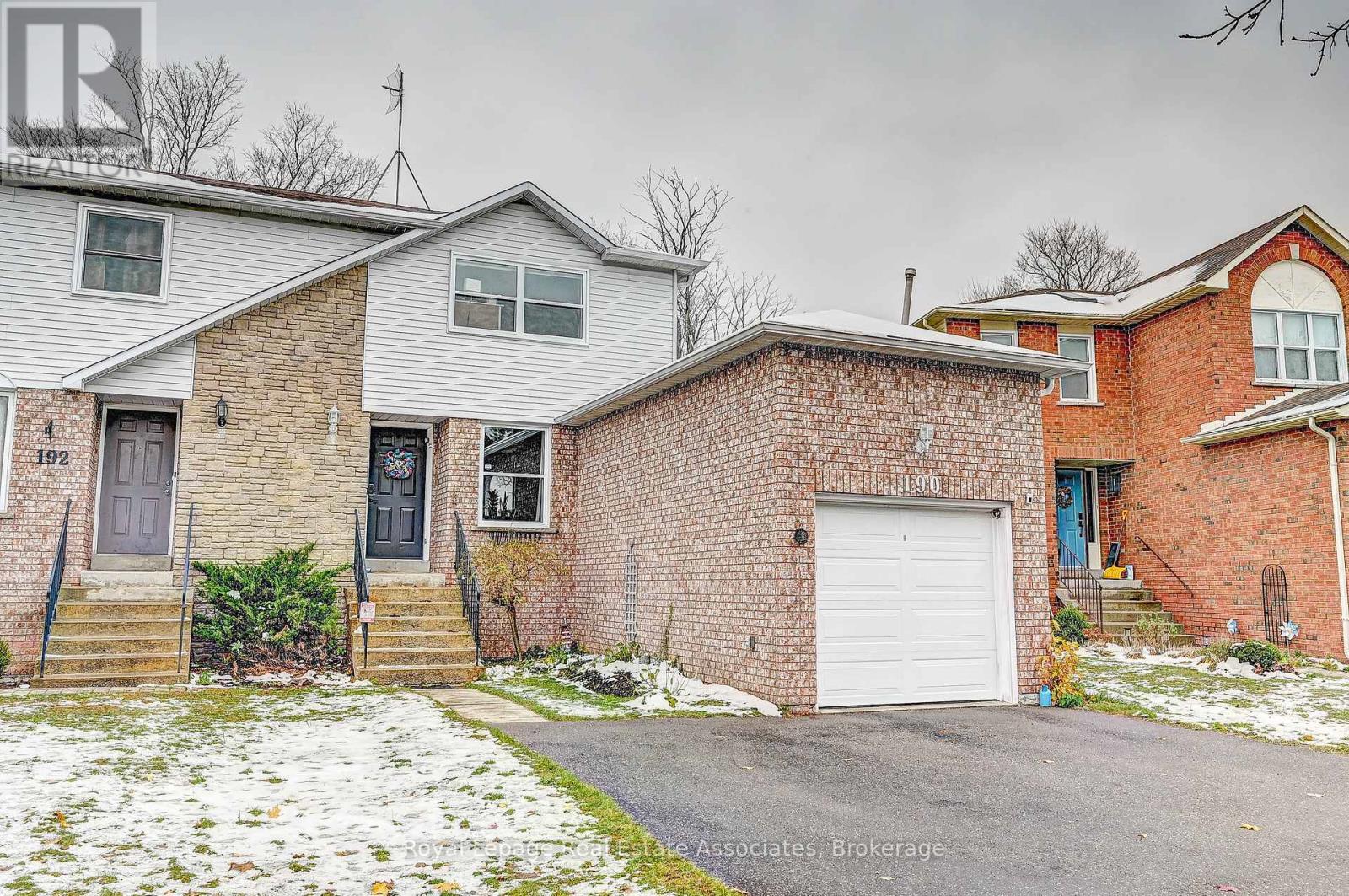 190 Nith River Way, North Dumfries, Ontario N0B 1E0 - Photo 2 - X13155016