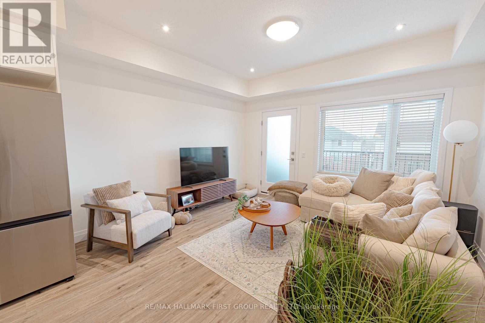 12 Lily Lane, Guelph, Ontario  N1L 0R2 - Photo 6 - X13160890