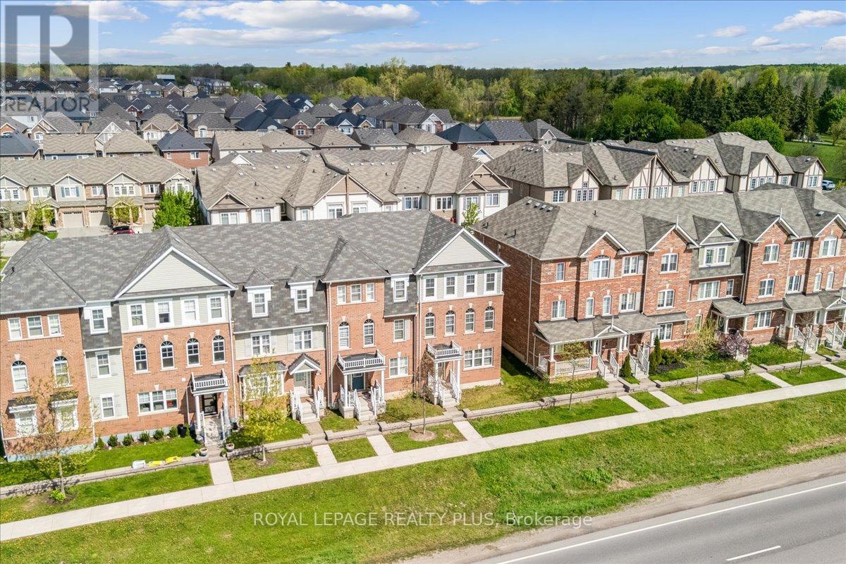 74 - 22 SPRING CREEK DRIVE, Hamilton, Ontario