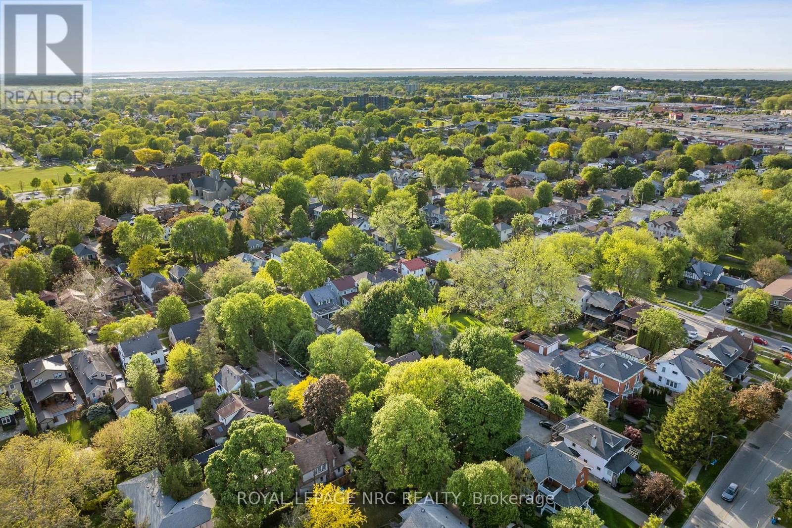 3 Gardiner Place, St. Catharines, Ontario  L2R 1Y7 - Photo 33 - X13161248