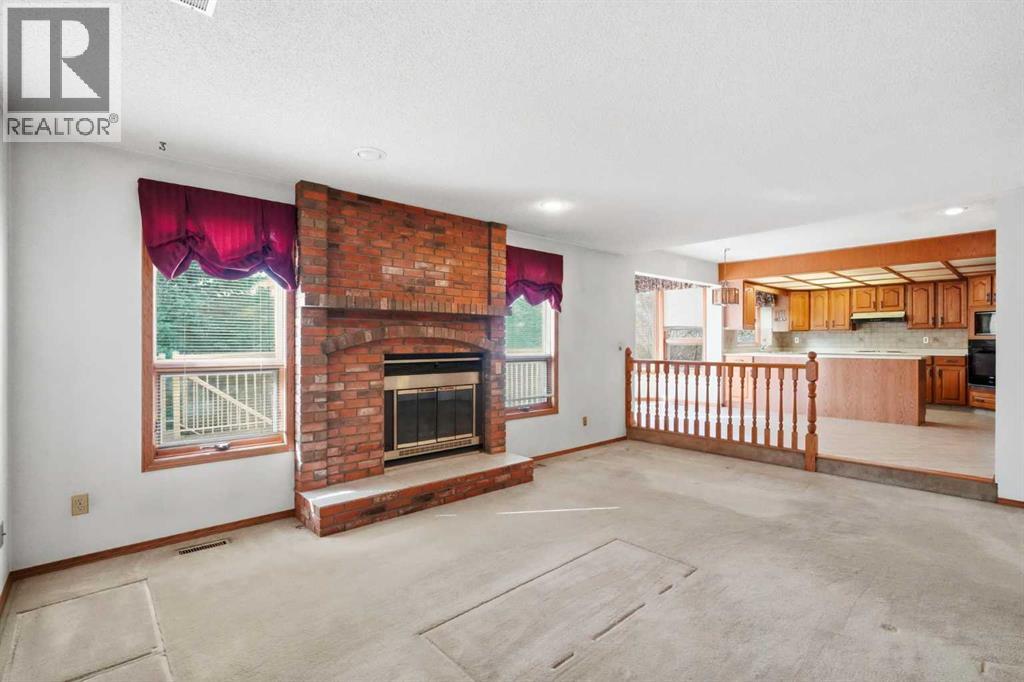 108 Santana Court NW, Calgary, Alberta  T3K 3B1 - Photo 14 - A2313323