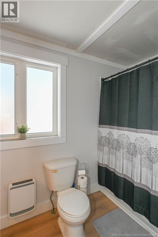 228 Pêcheur Nord Street, Lamèque, New Brunswick  E8T 1J3 - Photo 31 - NB131389
