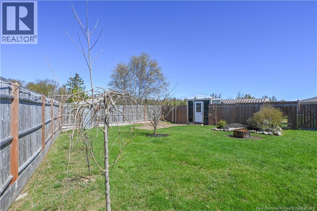 228 Pêcheur Nord Street, Lamèque, New Brunswick  E8T 1J3 - Photo 6 - NB131389
