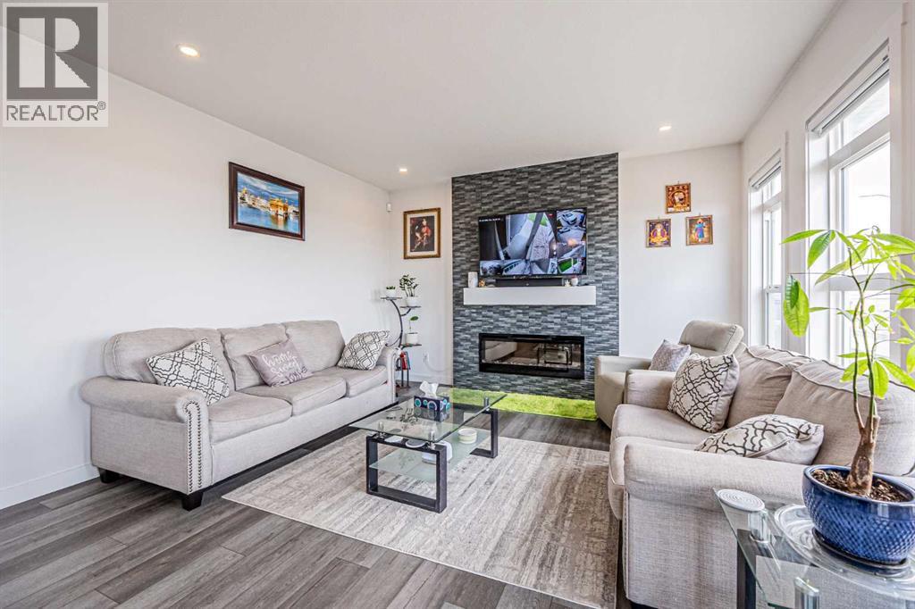 109 Homestead Crescent NE, Calgary, Alberta  T3J 2K8 - Photo 12 - A2313795