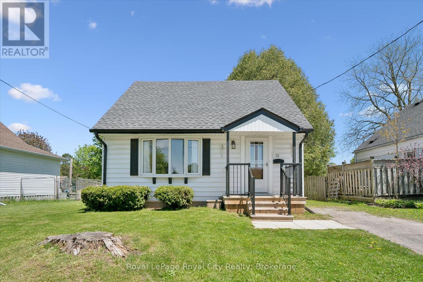 22 CHURCHILL CRESCENT E, Centre Wellington, Ontario