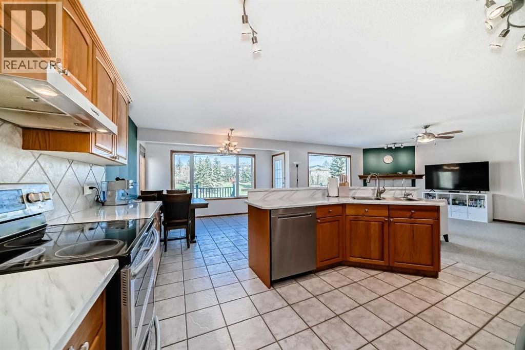135 Panorama Hills Manor NW, Calgary, Alberta  T3K 5L2 - Photo 4 - A2308918