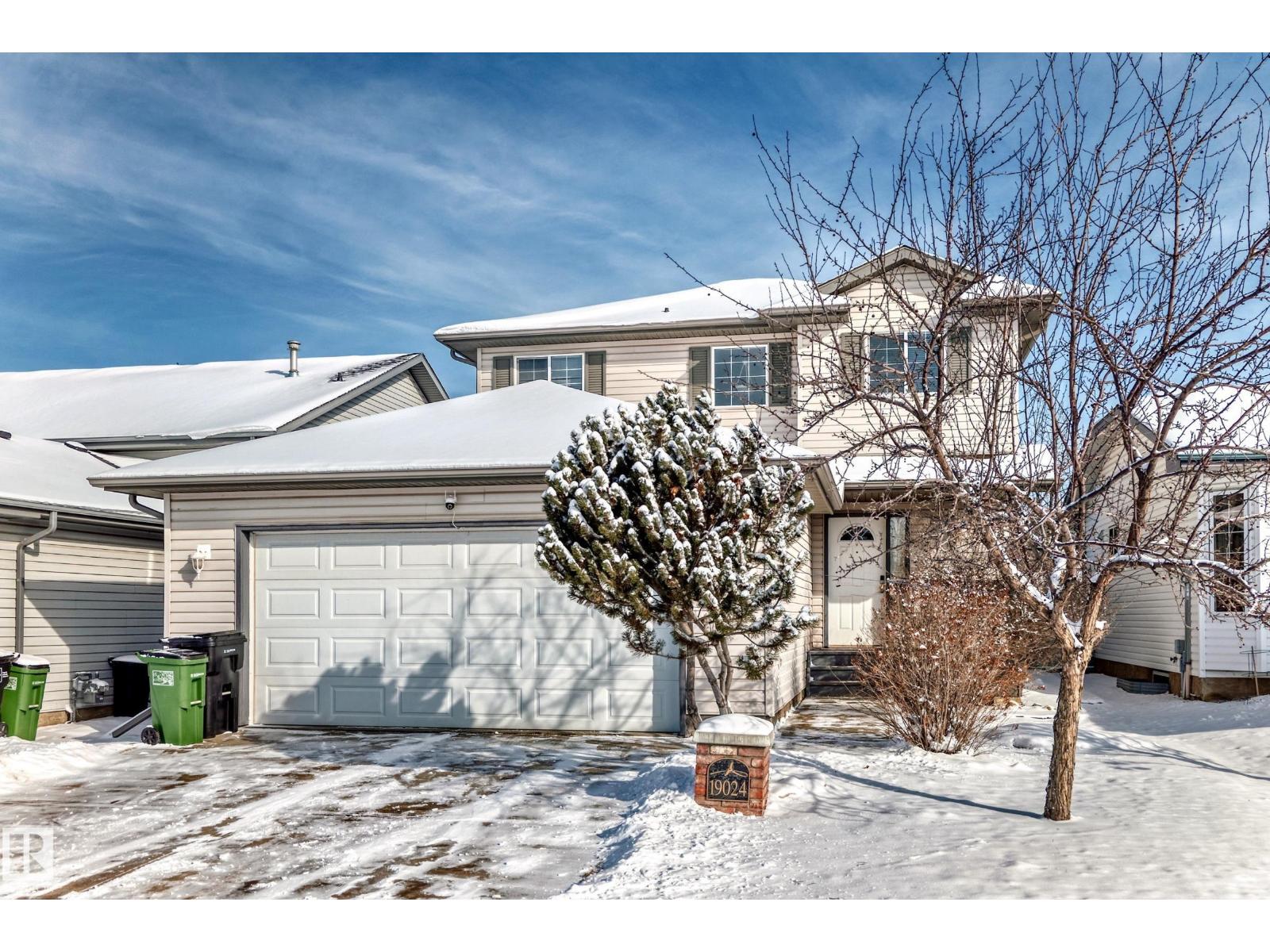 19024 50 Av NW, Edmonton, Alberta  T6M 2T7 - Photo 2 - E4489316