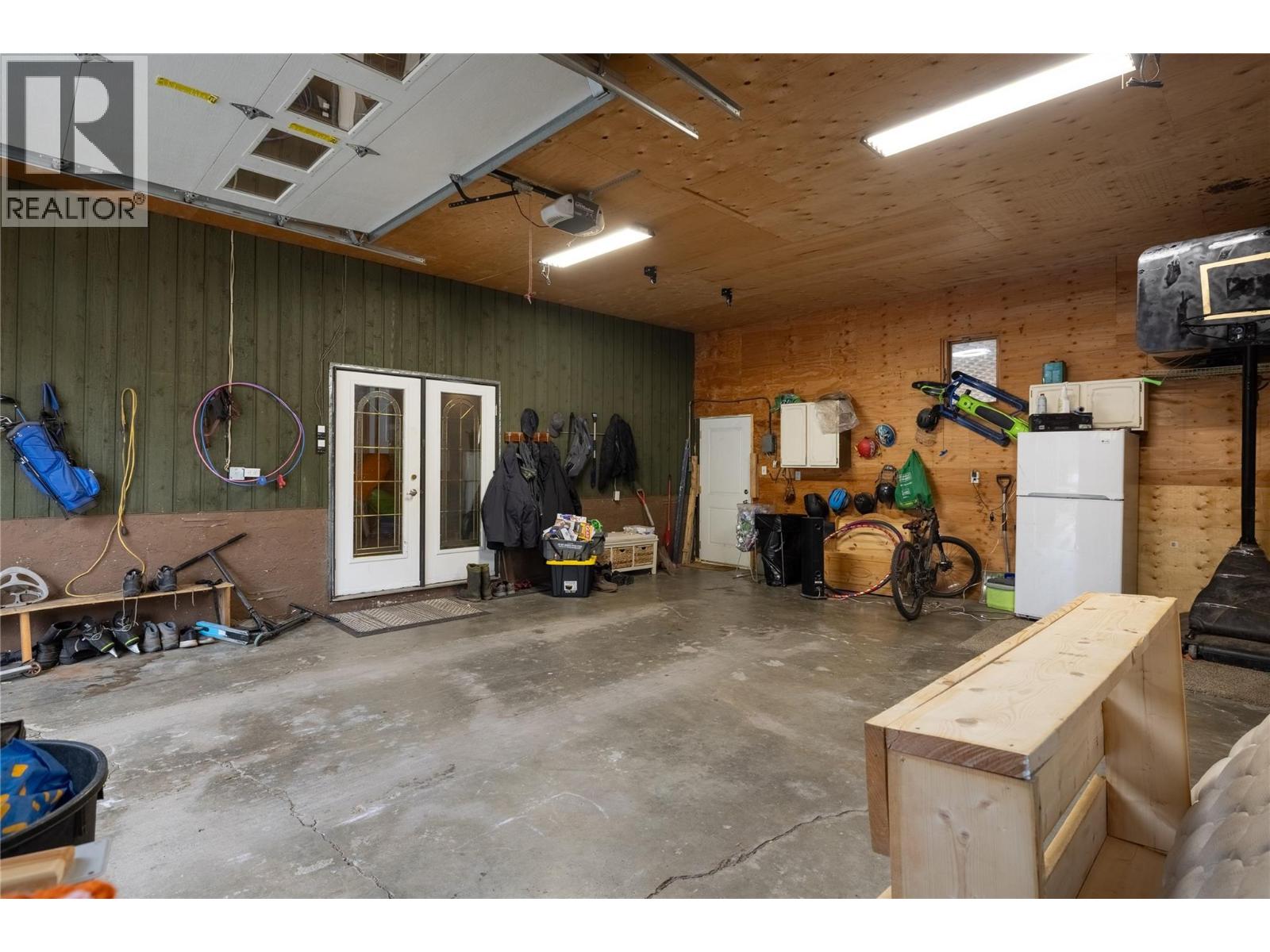 5712 6 Highway, Vernon, British Columbia  V1B 3E1 - Photo 22 - 10387960